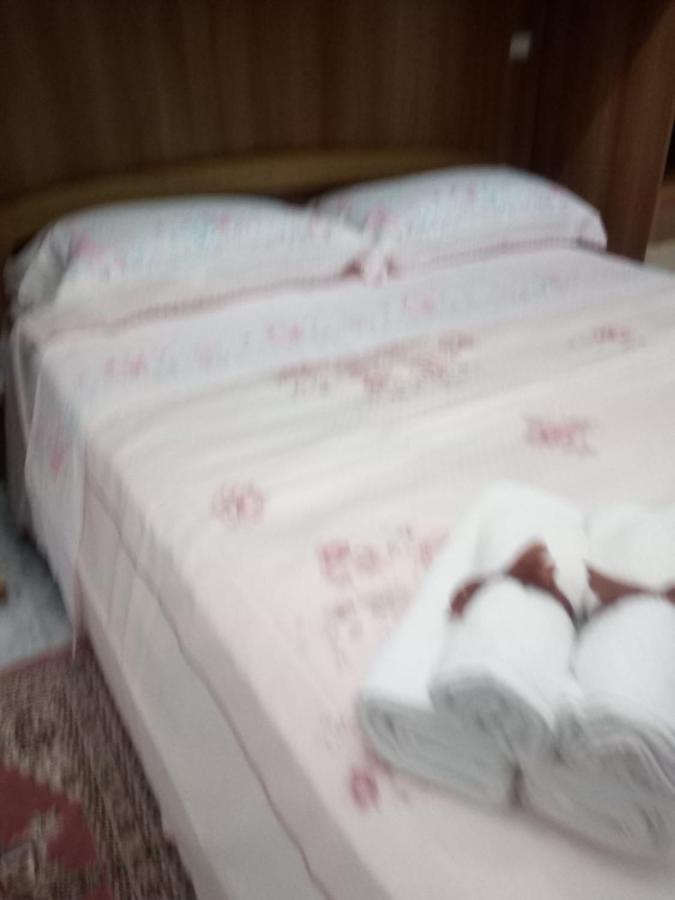Bed and Breakfast Rosy House Скалеа Екстер'єр фото