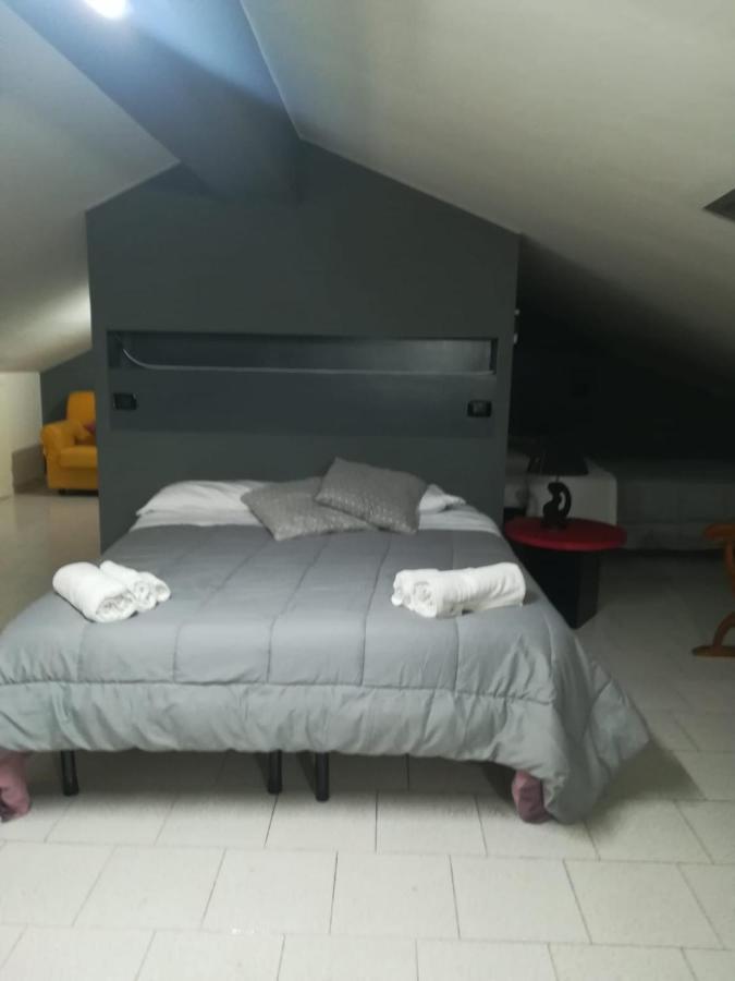 Bed and Breakfast Rosy House Скалеа Екстер'єр фото